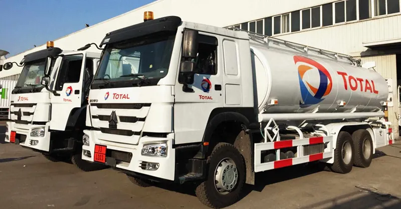 Fuel Tank Truck 6x4 HOWO-7