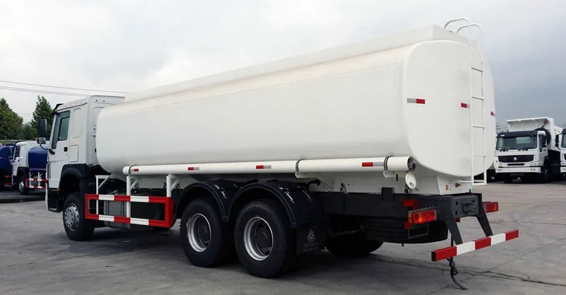 Fuel Tank Truck 6x4 HOWO-7